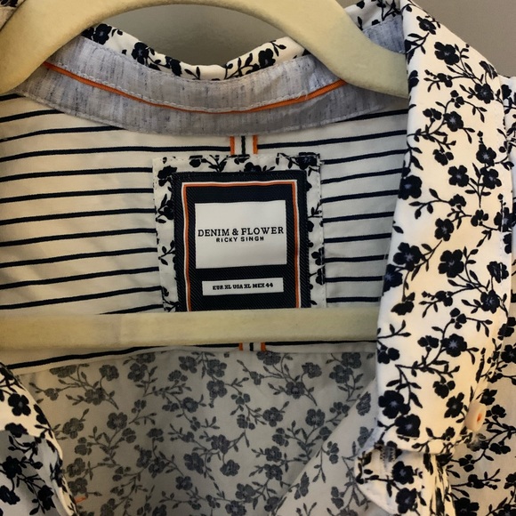 Men’s button down - Picture 2 of 3